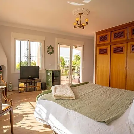 Casa Ancladero W Big Balcony And Lovely View Bed & Breakfast